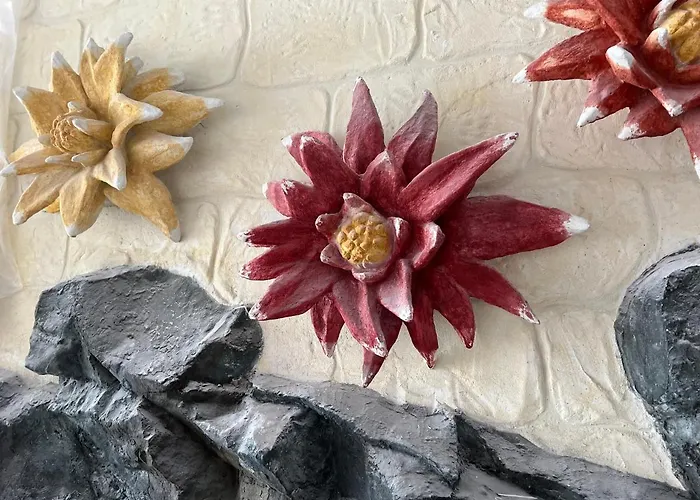Отель Dahlia Garden 3*