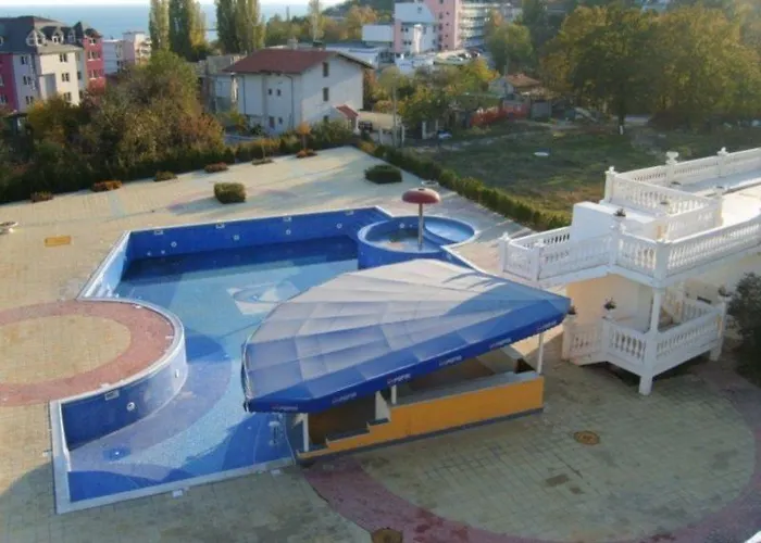 Dahlia Garden Золотые Пески